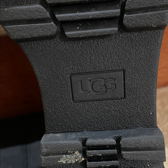 Authentic UGG Australia Leather Black Combat Boots Women SZ 8 Like New - Picture 8 of 11